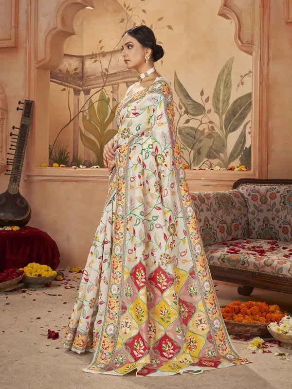 White_Georgette_Woven_Banarasi_Jacquard_Saree_For_Women_|_With_Blouse_Piece