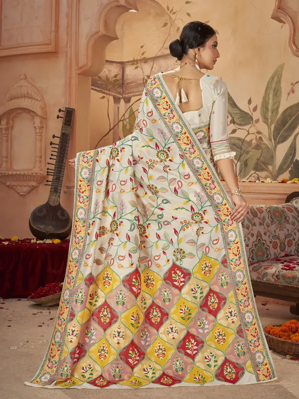 White_Georgette_Woven_Banarasi_Jacquard_Saree_For_Women_|_With_Blouse_Piece