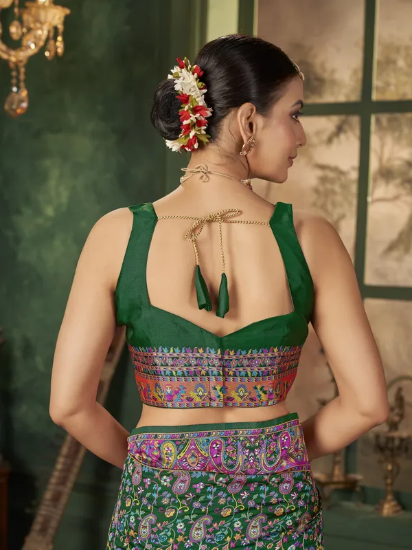 Green_Banarasi_Silk_Blend_Jacquard_Meenakari_Woven_Saree_For_Women_|_With_Blouse_Piece