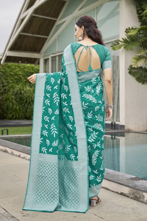 Light_Green_Georgette_Banarasi_Jacquard_Woven_Saree_For_Women_|_With_Blouse_Piece