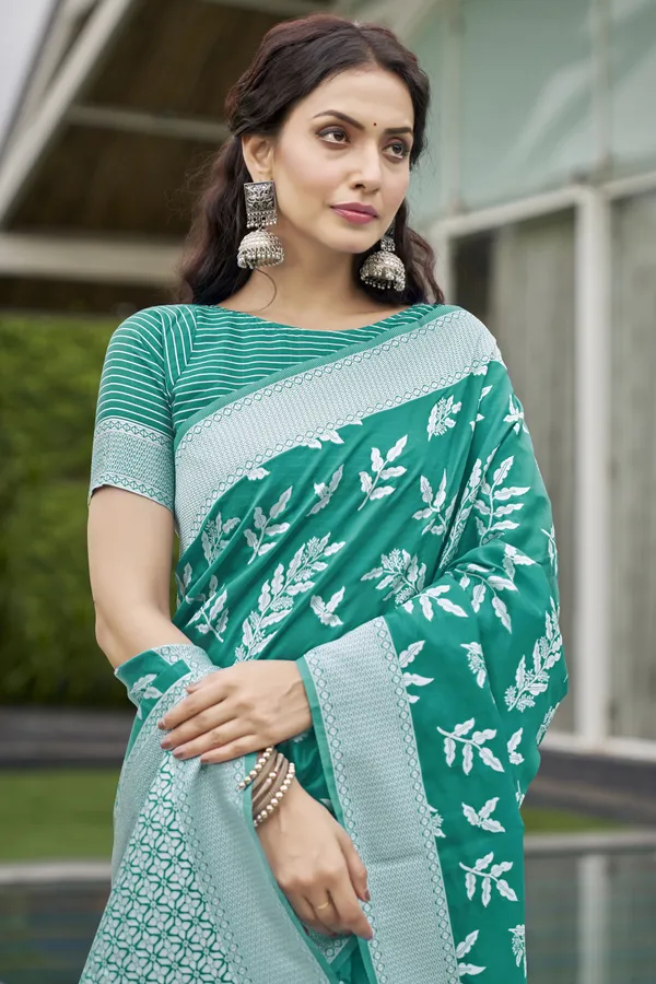 Light_Green_Georgette_Banarasi_Jacquard_Woven_Saree_For_Women_|_With_Blouse_Piece