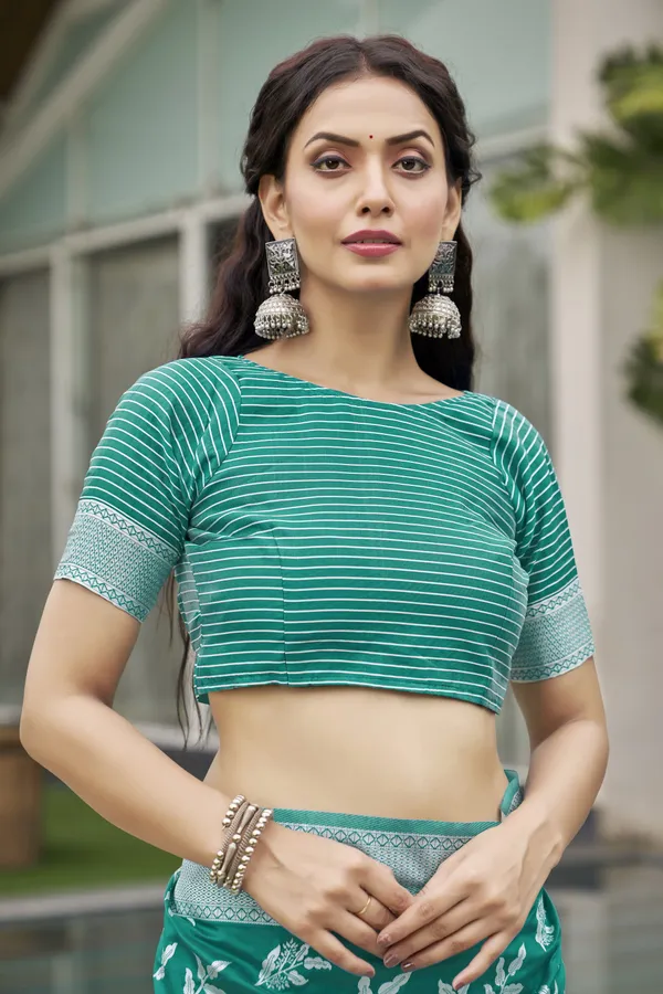 Light_Green_Georgette_Banarasi_Jacquard_Woven_Saree_For_Women_|_With_Blouse_Piece