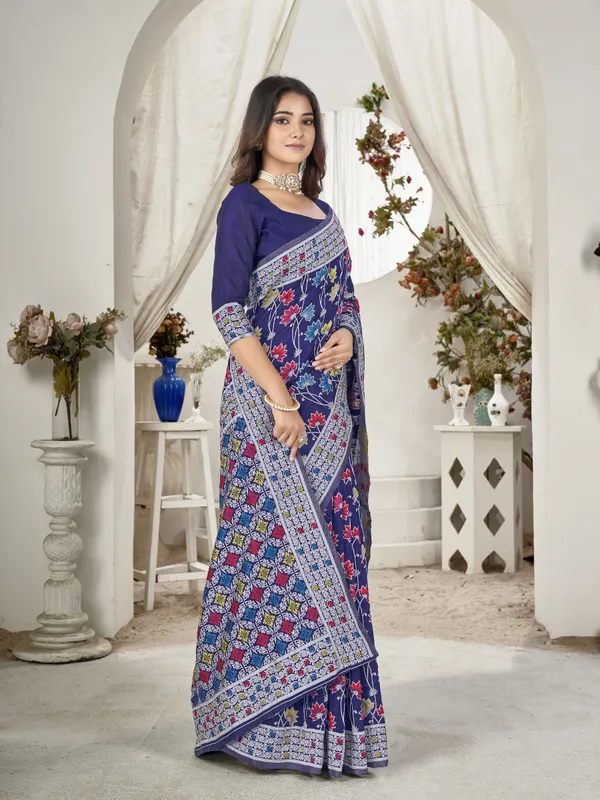 Dark_Blue_Georgette_Jacquard_Floral_Woven_Silk_Blend_Saree_For_Women_|_With_Blouse_Piece
