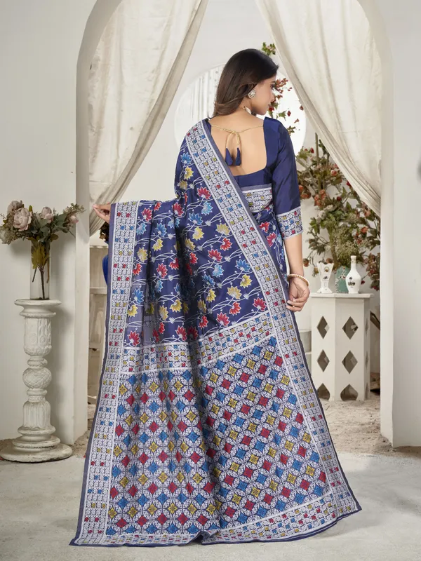 Dark_Blue_Georgette_Jacquard_Floral_Woven_Silk_Blend_Saree_For_Women_|_With_Blouse_Piece