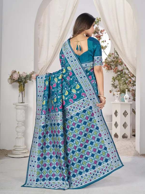 Firozi_Silk_Blend_Jacquard_Floral_Woven_Saree_For_Women_|_With_Blouse_Piece