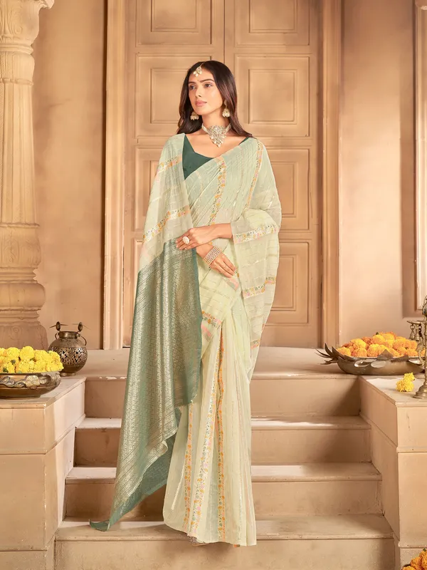 Sariya_Light_Green_Art_Silk_Sambalpuri_Woven_Saree_For_Women_|_With_Blouse_Piece