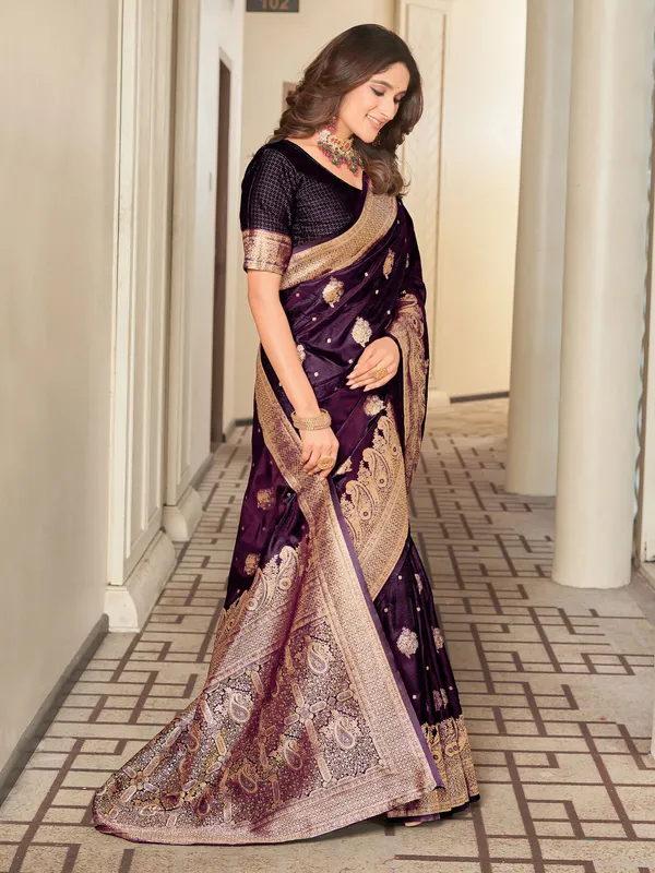 Purple_Gold_Satin_Woven_Banarasi_Jacquard_Zari_Saree_For_Women_|_With_Blouse_Piece