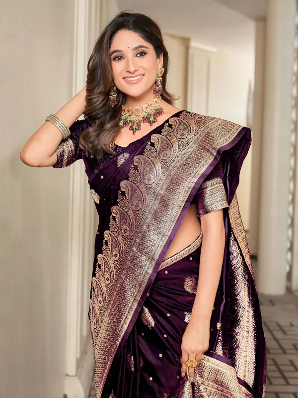 Purple_Gold_Satin_Woven_Banarasi_Jacquard_Zari_Saree_For_Women_|_With_Blouse_Piece