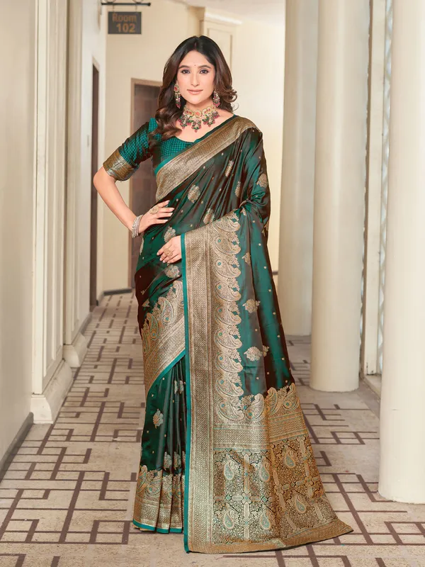 Green_Banarasi_Satin_Jacquard_Zari_Woven_Saree_For_Women_|_With_Blouse_Piece