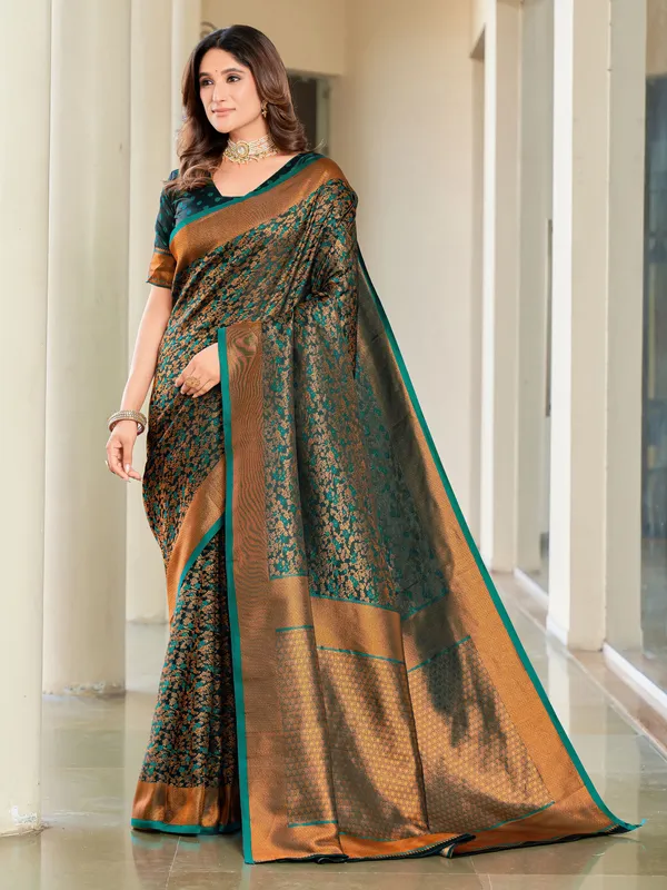 Green_Gold_Satin_Woven_Banarasi_Jacquard_Saree_For_Women_|_With_Blouse_Piece
