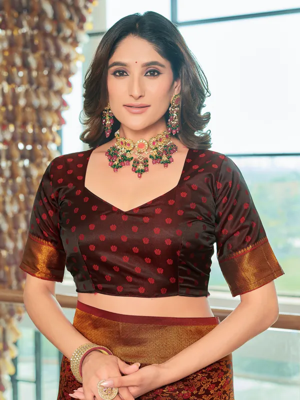 Maroon_Satin_Banarasi_Jacquard_Woven_Saree_For_Women_|_With_Blouse_Piece