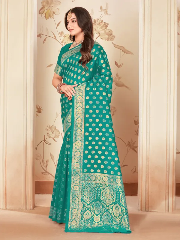 Light_Green_Kanjivaram_Silk_Blend_Woven_Saree_For_Women_|_With_Blouse_Piece