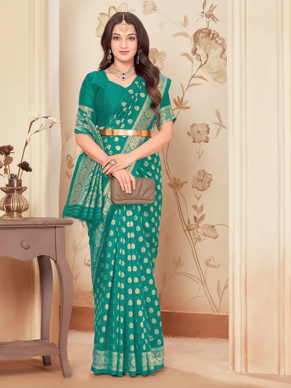 Light_Green_Kanjivaram_Silk_Blend_Woven_Saree_For_Women_|_With_Blouse_Piece