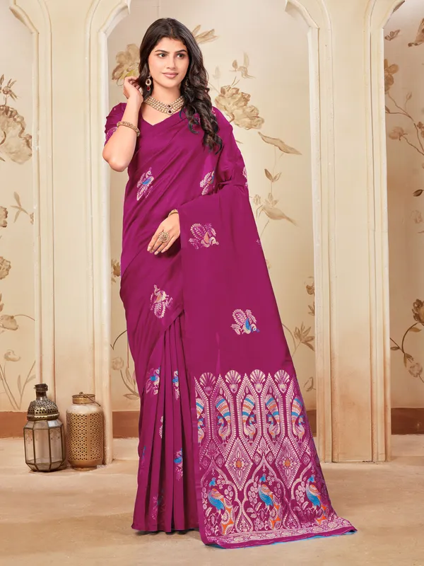 Purple_Georgette_Woven_Kanjivaram_Silk_Blend_Saree_For_Women_|_With_Blouse_Piece