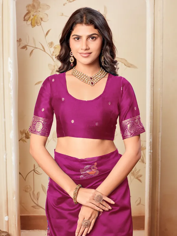 Purple_Georgette_Woven_Kanjivaram_Silk_Blend_Saree_For_Women_|_With_Blouse_Piece