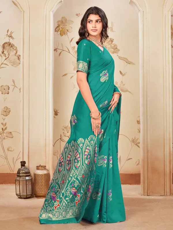 Light_Green_Georgette_Kanjivaram_Woven_Saree_For_Women_|_With_Blouse_Piece