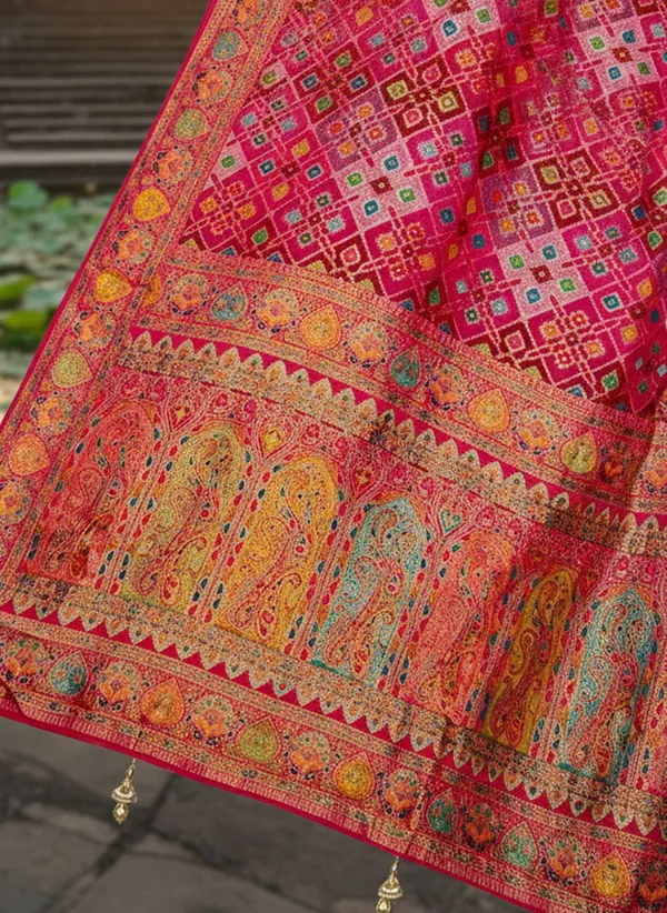 Pink_Patola_Silk_Jacquard_Woven_Printed_Saree_For_Women_|_With_Blouse_Piece