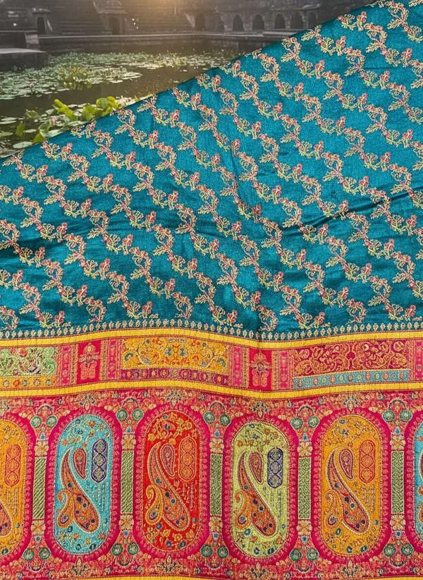 Sariya_Light_Green_Banarasi_Pure_Silk_Satin_Jacquard_Saree_For_Women_|_With_Blouse_Piece