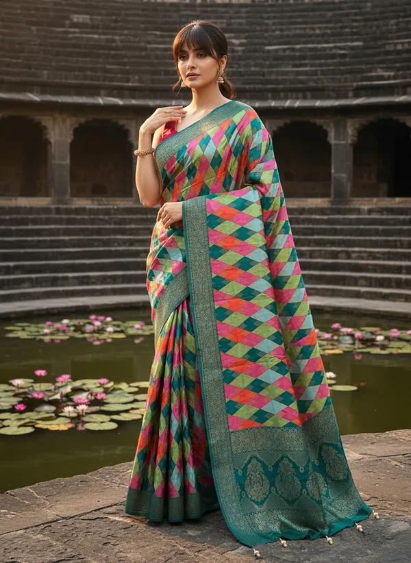 Sariya_Light_Green_Banarasi_Pure_Silk_Satin_Woven_Saree_For_Women_|_With_Blouse_Piece