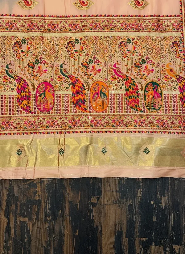 Peach_Semi_Pashmina_Jacquard_Woven_Saree_For_Women_|_With_Blouse_Piece