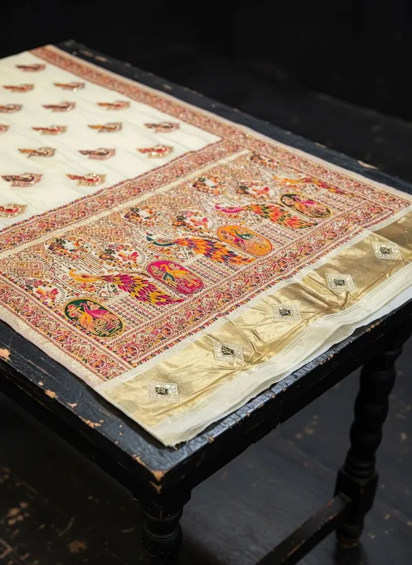 Sariya_Cream_Semi_Pashmina_Jacquard_Zari_Woven_Saree_For_Women_|_With_Blouse_Piece