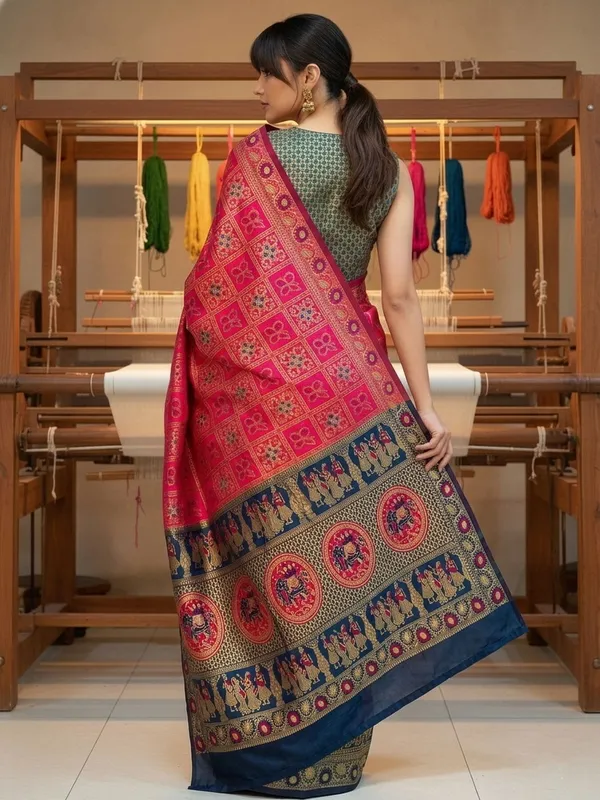 Sariya_Magenta_Banarasi_Silk_Blend_Jacquard_Zari_Woven_Saree_For_Women_|_With_Blouse_Piece