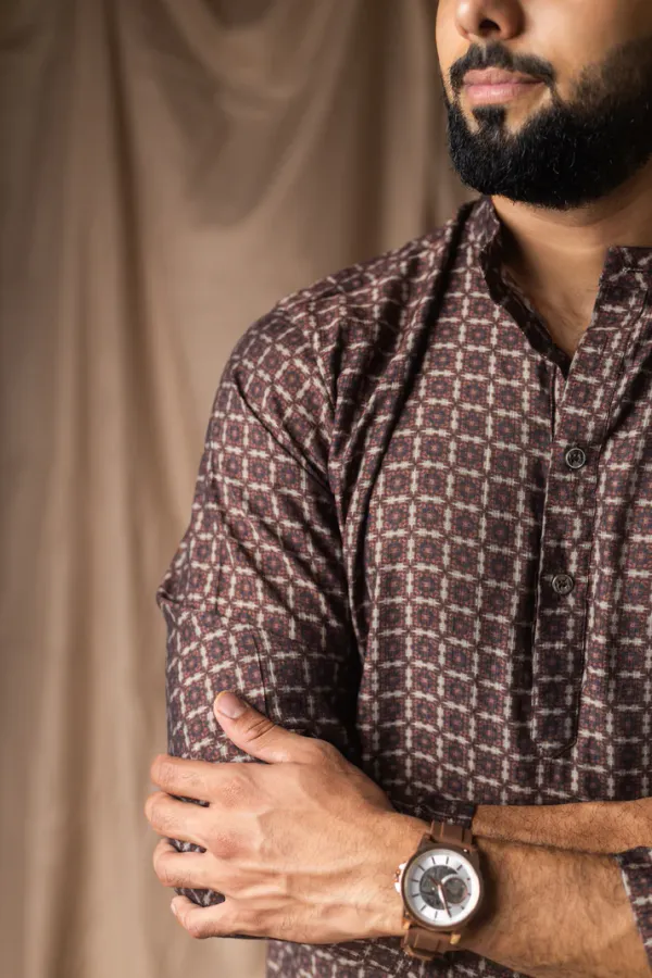 Brown_Linen_Geometric_Print_Mandarin_Collar_Kurta_For_Men
