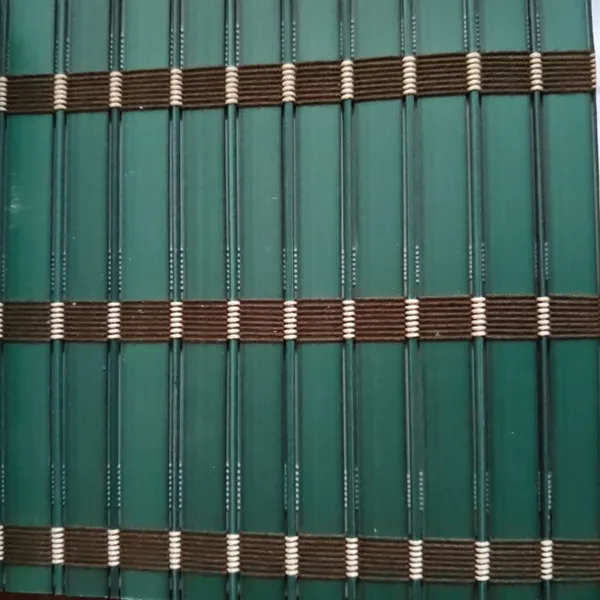 Brown_And_Green_Bamboo_Woven_Placemat_Set_For_Dining_Table(Pvc_Blinds)