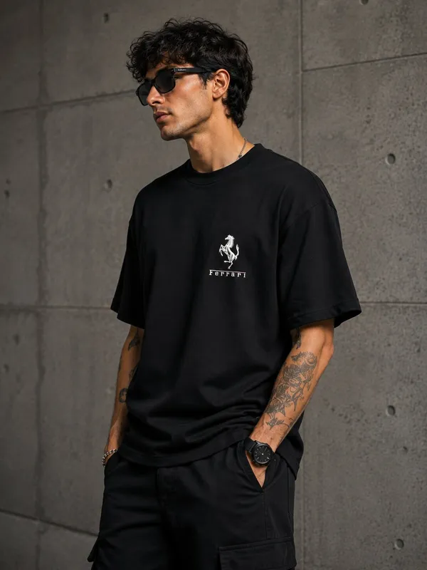 FARRARI_BLACK_OVERSIZED_TEE