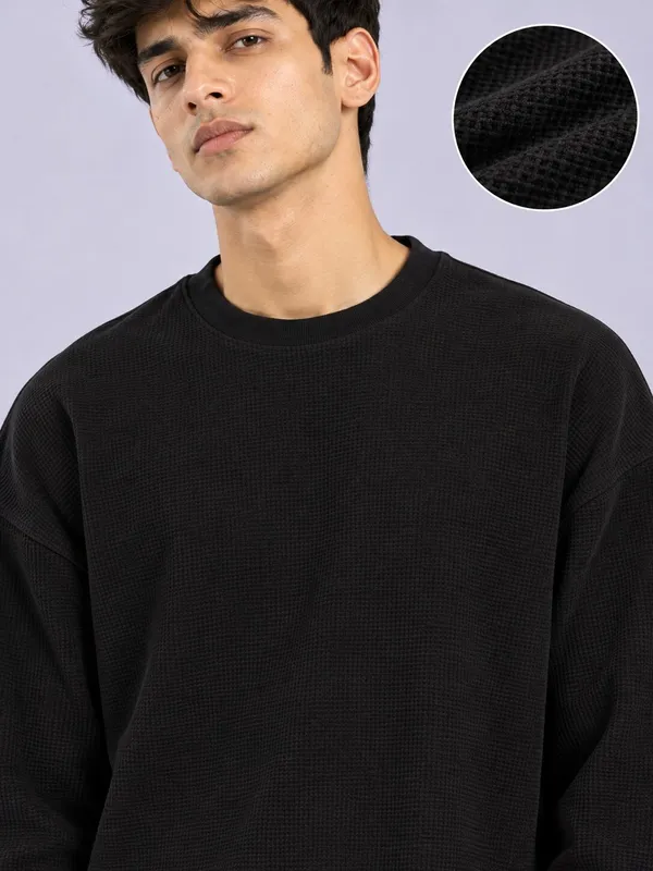 MEN_WAFFLE_OVERSIZED_TEE