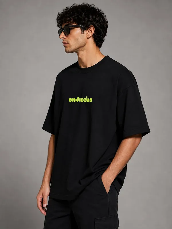 THE_TANNIS_BLACK_OVERSIZED_TEE