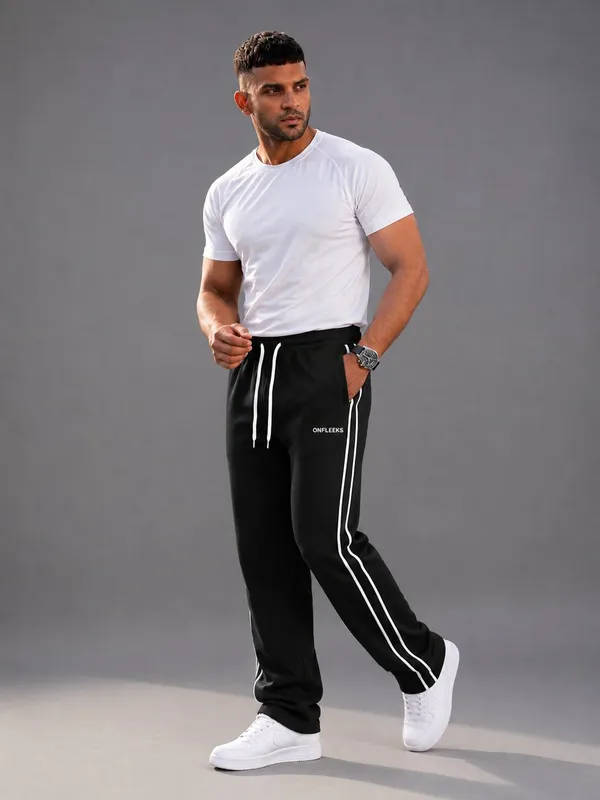 Wide_Fit_Side-Stripe_Jogger_Men