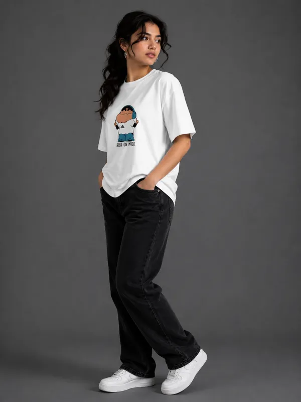 SPACIAL_SHINCHAN_OVERSIZED_T_SHIRT_FOR_WOMEN