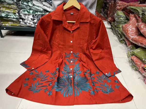 Orange_Embroidered_Floral_Tunic_Set_With_Pants