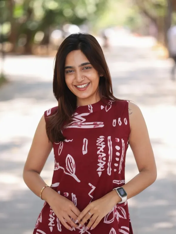Maroon_Printed_Sleeveless_Midi_Dress_With_Pockets