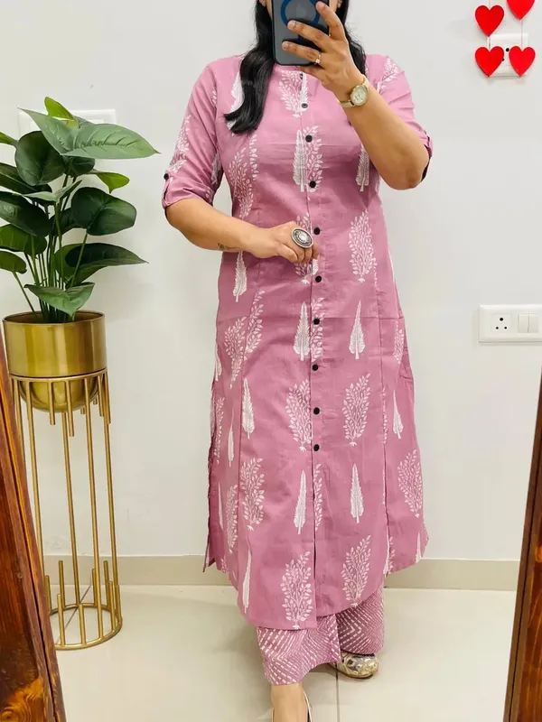 Pink_Printed_Kurta_With_White_Feather_Design