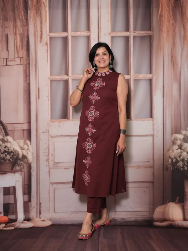 Maroon_Embroidered_Kurta_Set_With_Palazzo_And_Dupatta