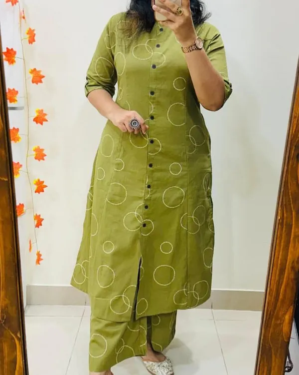 Women_Olive_Green_Circle_Print_Kurta_Set_With_Straight_Pants