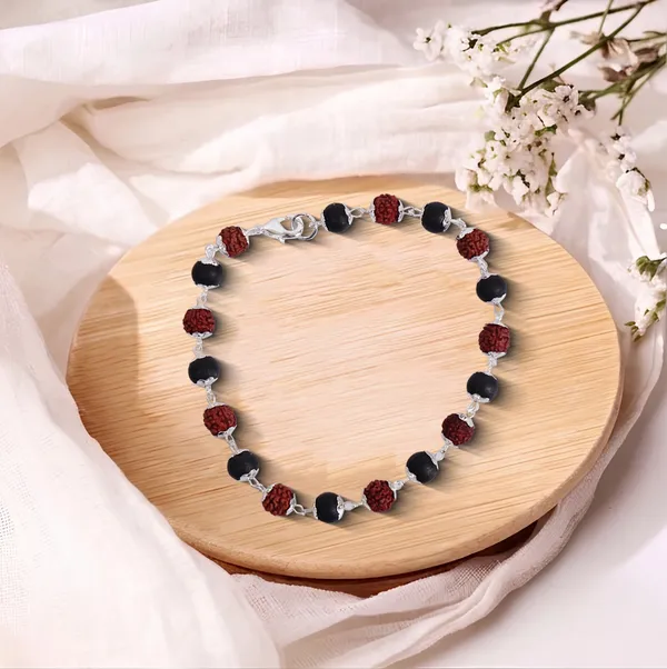 Divine_Rudraksha_and_Karungli_Bracelet