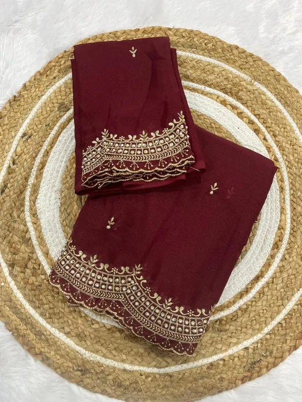 Maroon_Star_Georgette_Saree_With_Unstitched_Blouse_Piece_For_Women