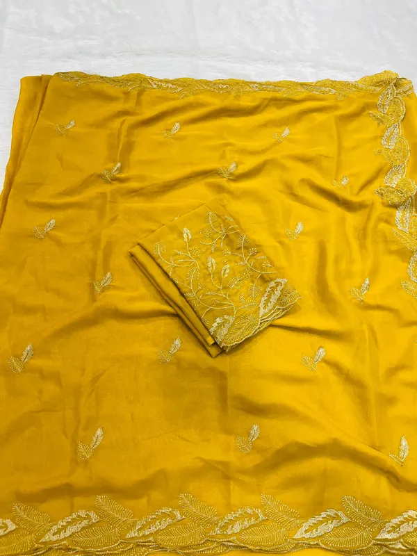 Yellow_Star_Georgette_Saree_With_Unstitched_Blouse_Piece_For_Women