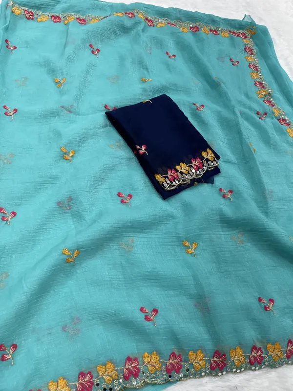 Sky_Blue_Crunchy_Chiffon_Saree_With_Unstitched_Blouse_Piece_For_Women