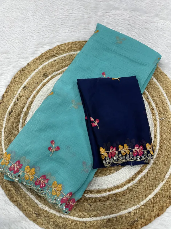Sky_Blue_Crunchy_Chiffon_Saree_With_Unstitched_Blouse_Piece_For_Women