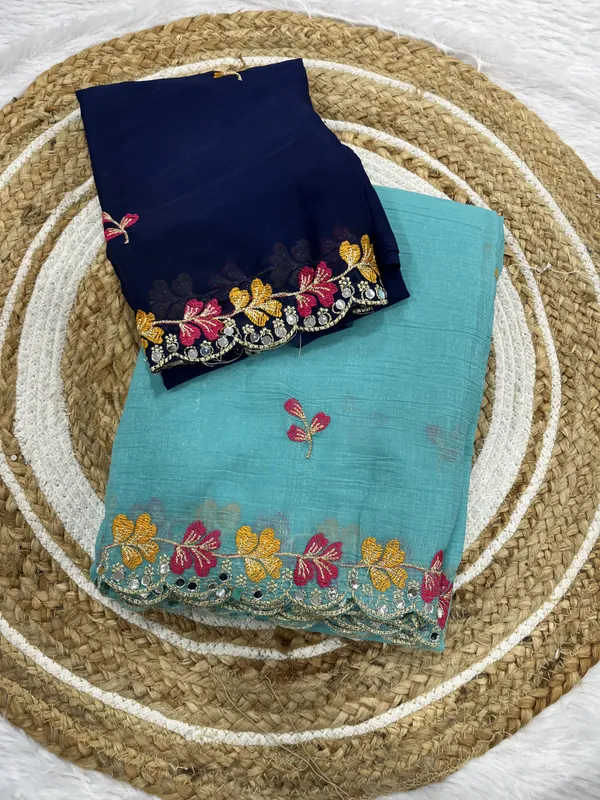 Sky_Blue_Crunchy_Chiffon_Saree_With_Unstitched_Blouse_Piece_For_Women