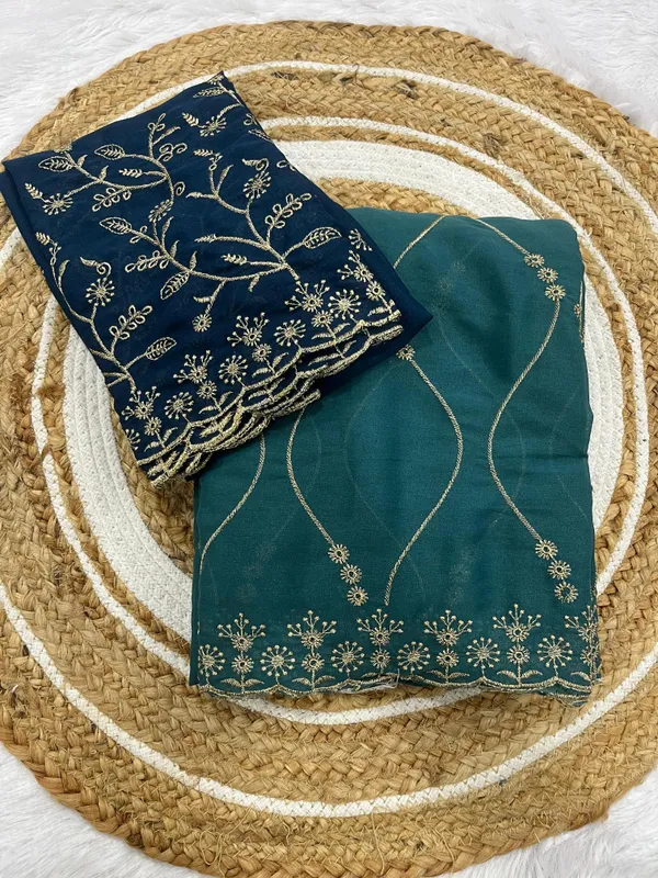 Green_Star_Georgette_Saree_With_Unstitched_Blouse_Piece_For_Women