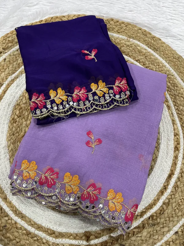Purple_Crunchy_Chiffon_Saree_With_Unstitched_Blouse_Piece_For_Women