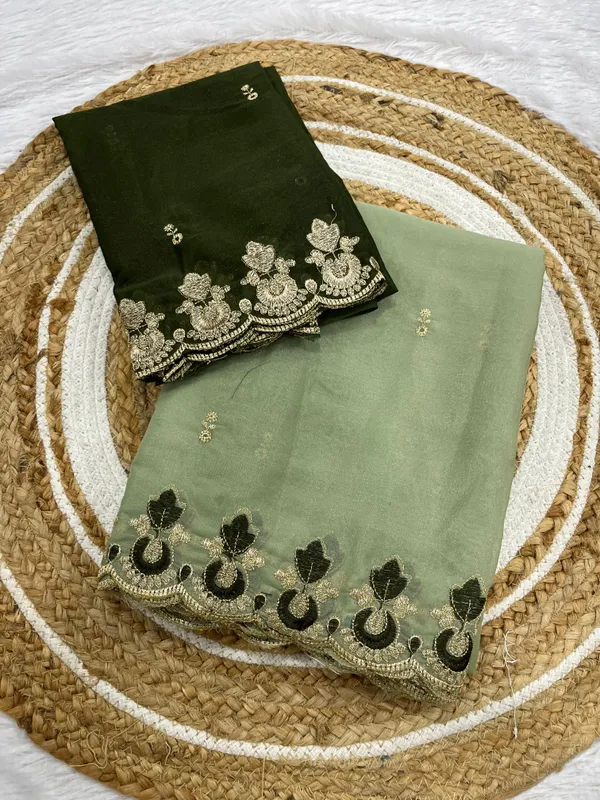 Pistachio_Green_Star_Georgette_Saree_With_Unstitched_Blouse_Piece_For_Women