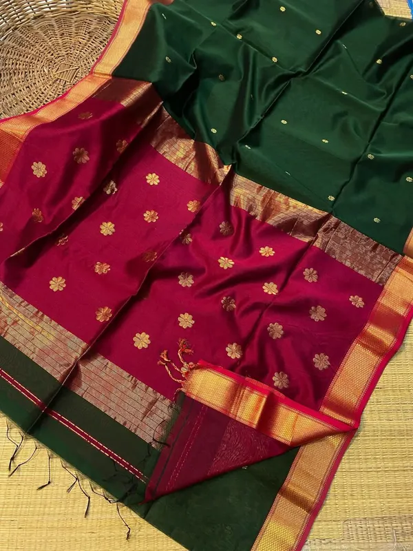 Green_Maheshwari_Silk__Saree_With_Blouse_Tosses