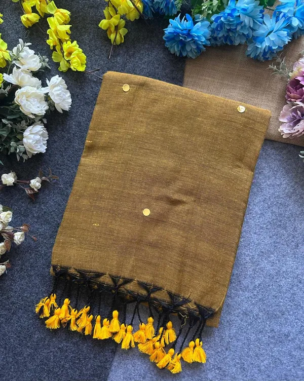 Gini_Khadi_Handloom_With_Bp_Tassels