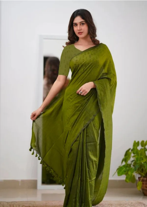Moll_Cotton_Saree_With_Blouse_Tosses